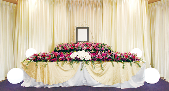 花葬式 家族葬プランの花祭壇